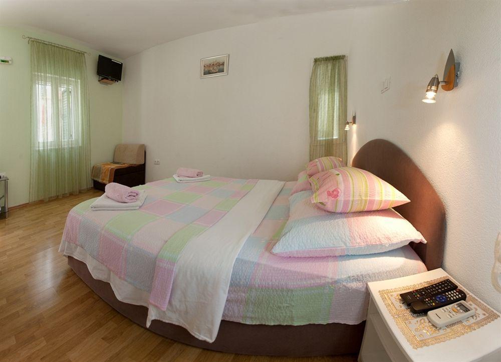 Central Old Town Rooms Spalato Esterno foto