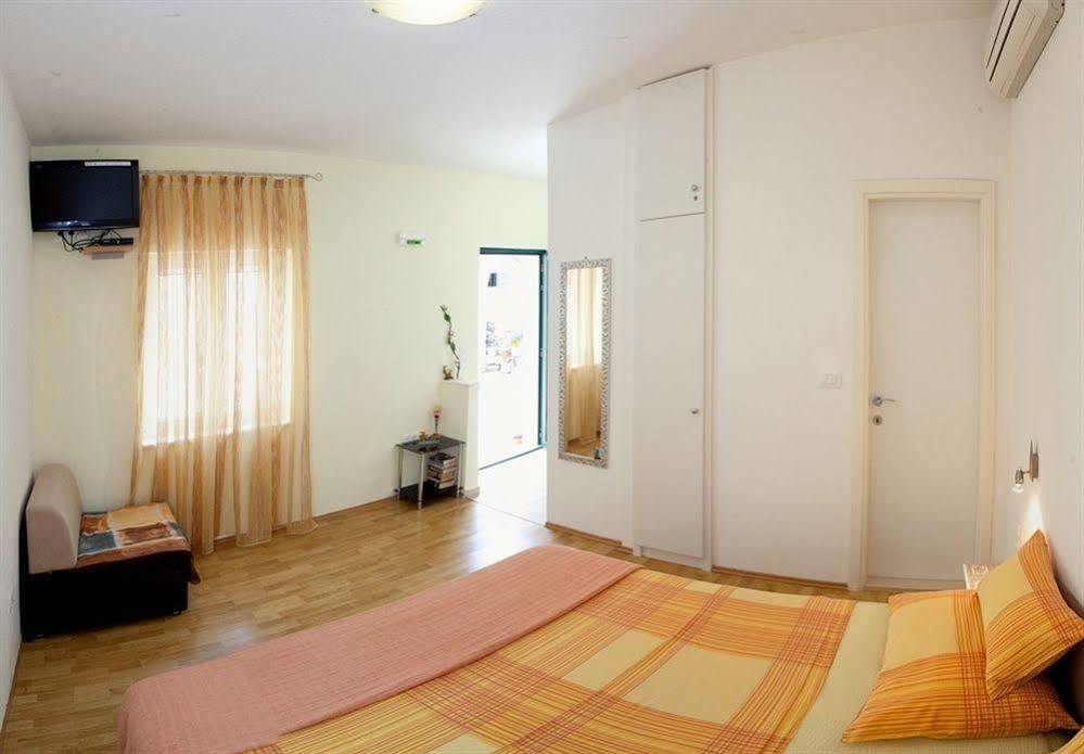 Central Old Town Rooms Spalato Esterno foto